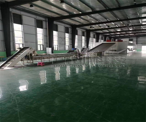 網(wǎng)帶式杭白菊烘干生產(chǎn)線.jpg 網(wǎng)帶式杭白菊烘干生產(chǎn)線.jpg