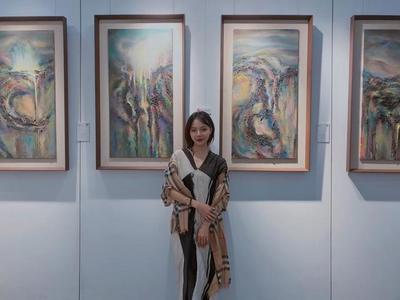 廈門新銳美女藝術家上美西舟亮相2019中國(廈門)國際收藏投資博覽會，專業會務服務護航藝術之旅